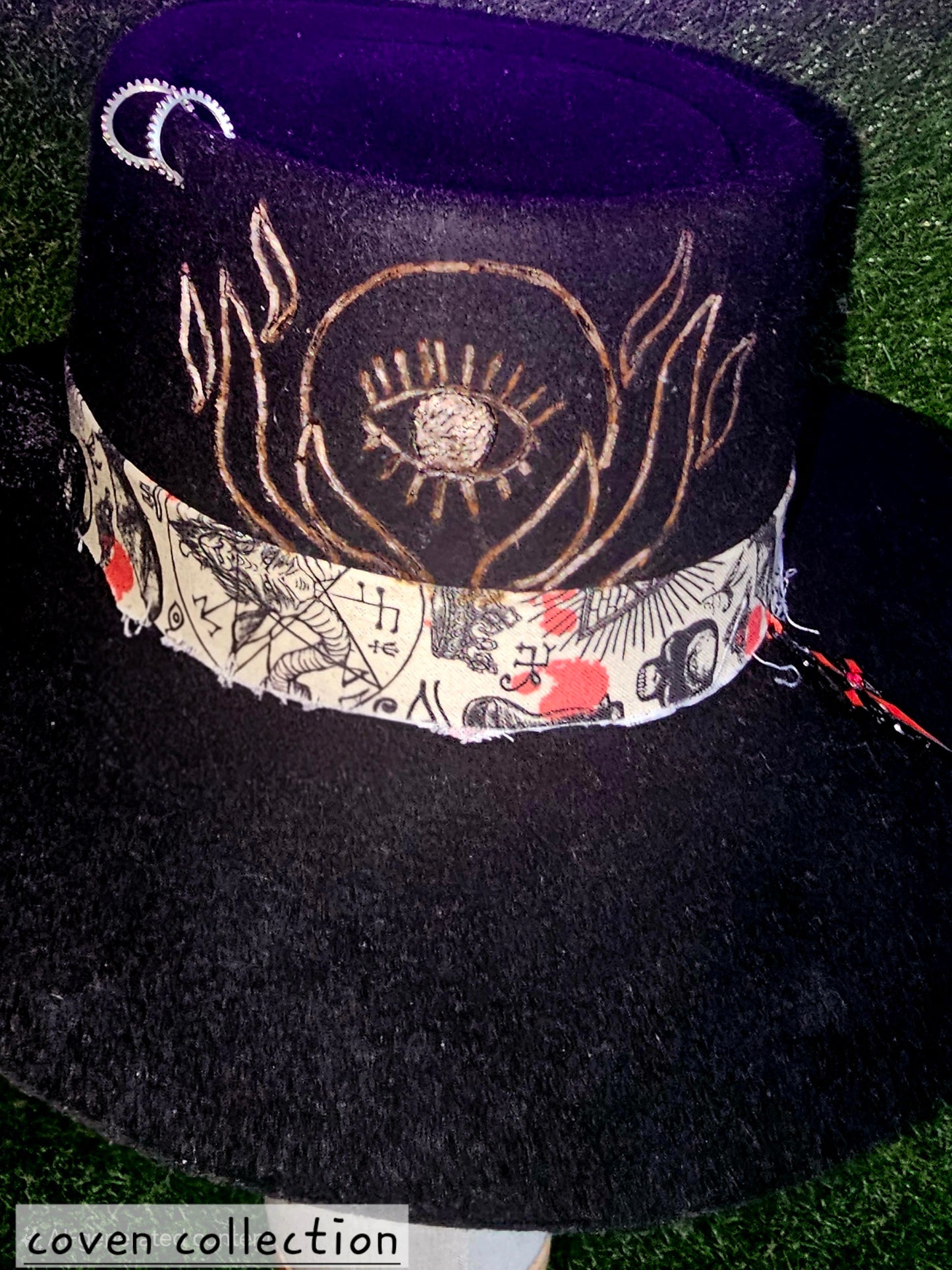 Welcome abundance-Coven Collection